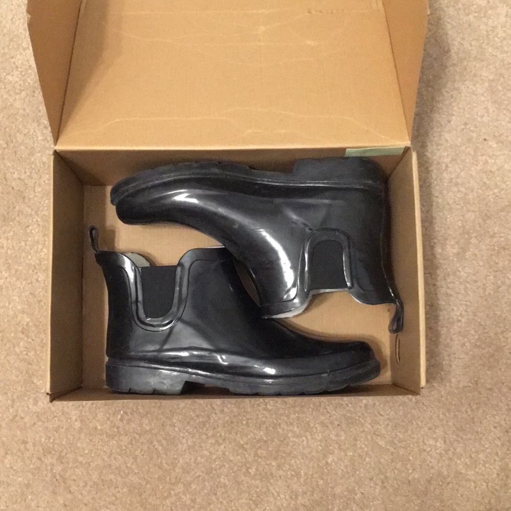 Rain boots